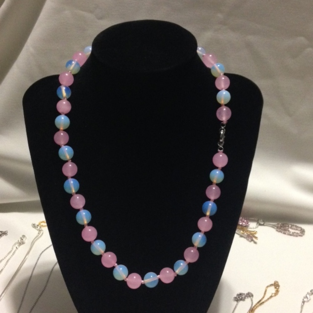 270CT Pink Jade & White Opal Bead Necklace 18"